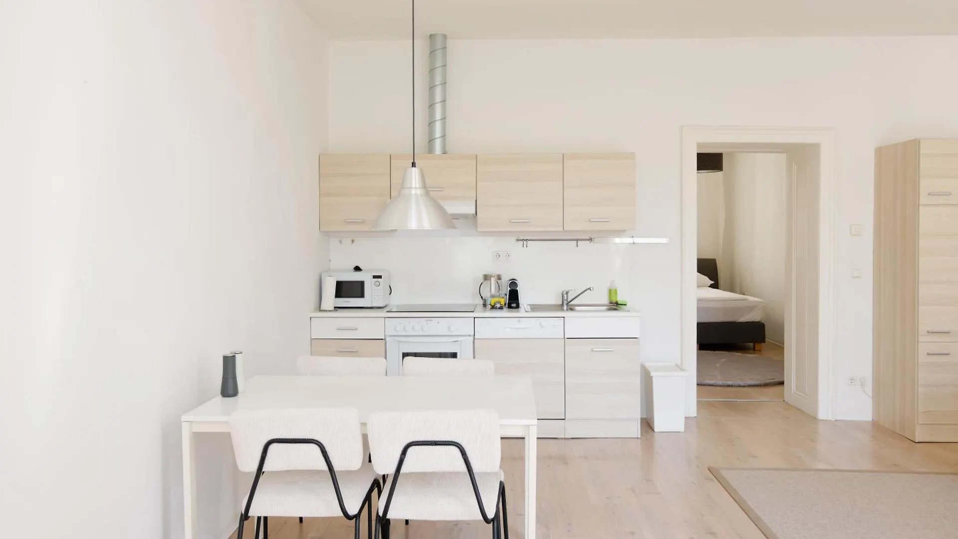 Minimalistic Studio Near Naschmarkt 维也纳